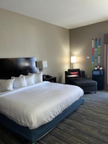 Comfort Inn & Suites Toledo Bagian luar foto