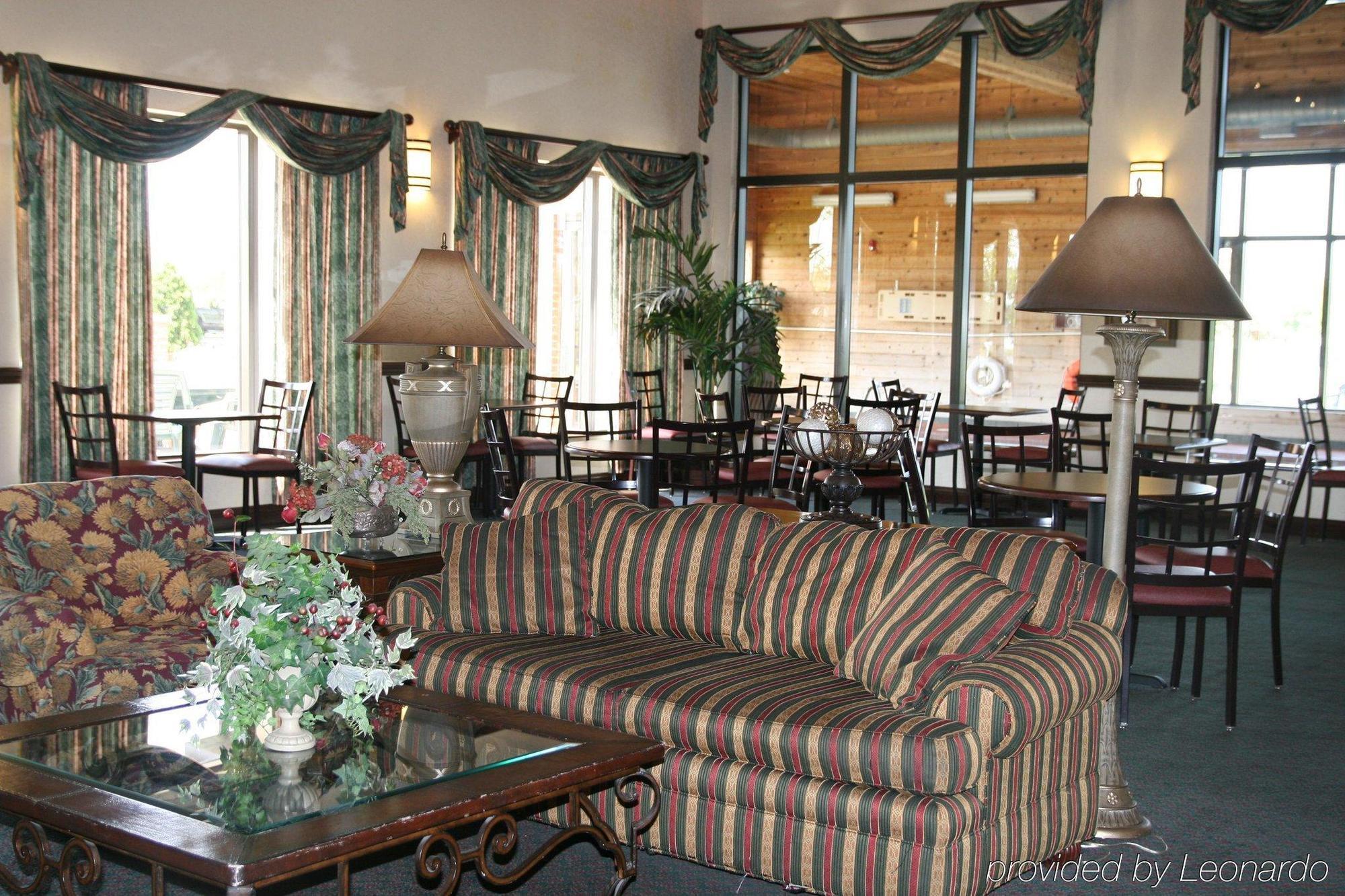 Comfort Inn & Suites Toledo Bagian luar foto