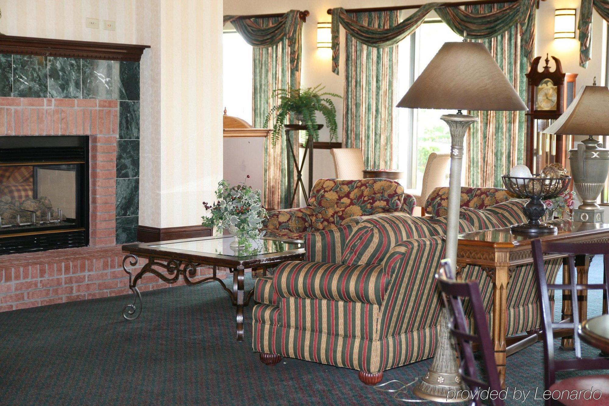 Comfort Inn & Suites Toledo Bagian luar foto