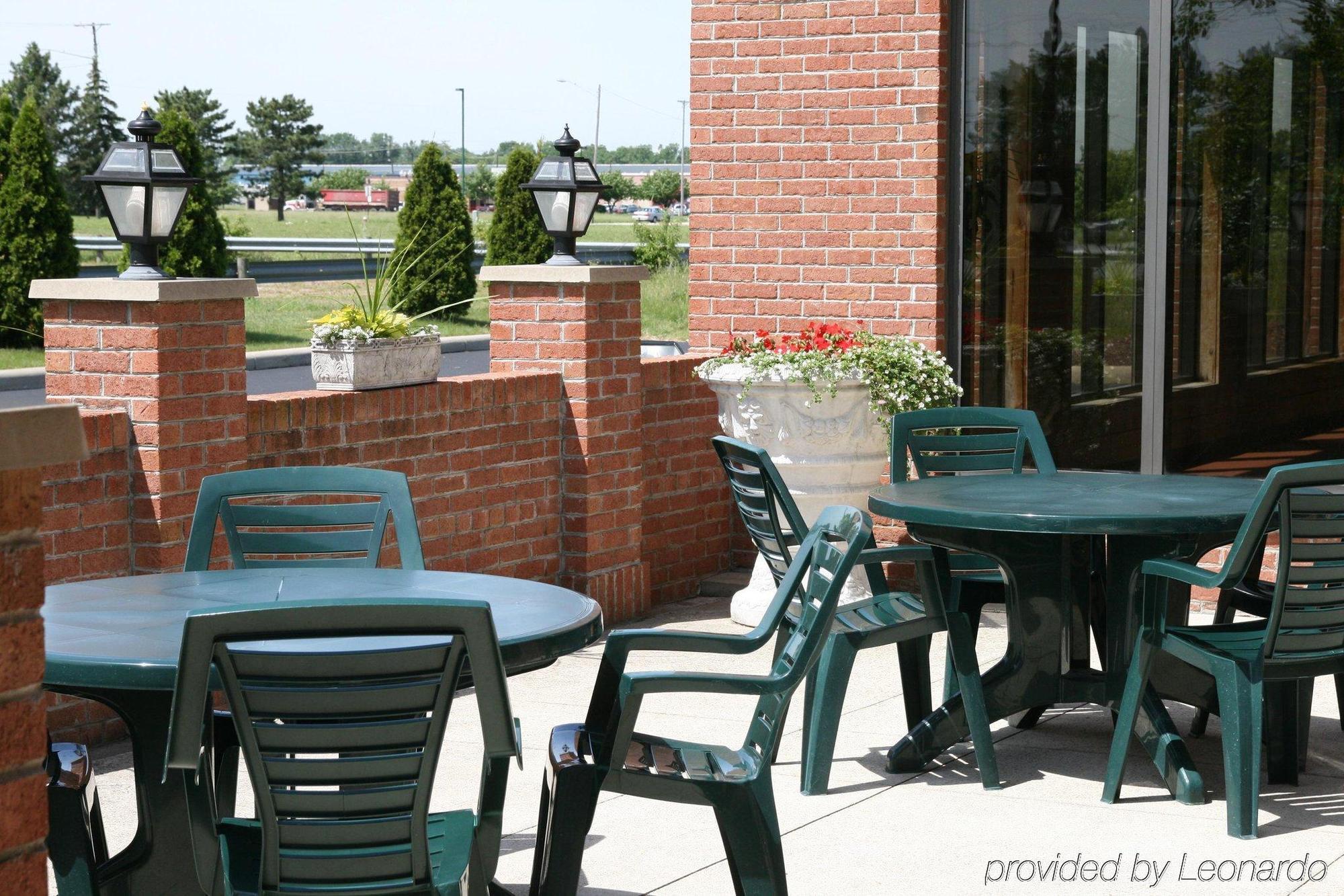 Comfort Inn & Suites Toledo Bagian luar foto