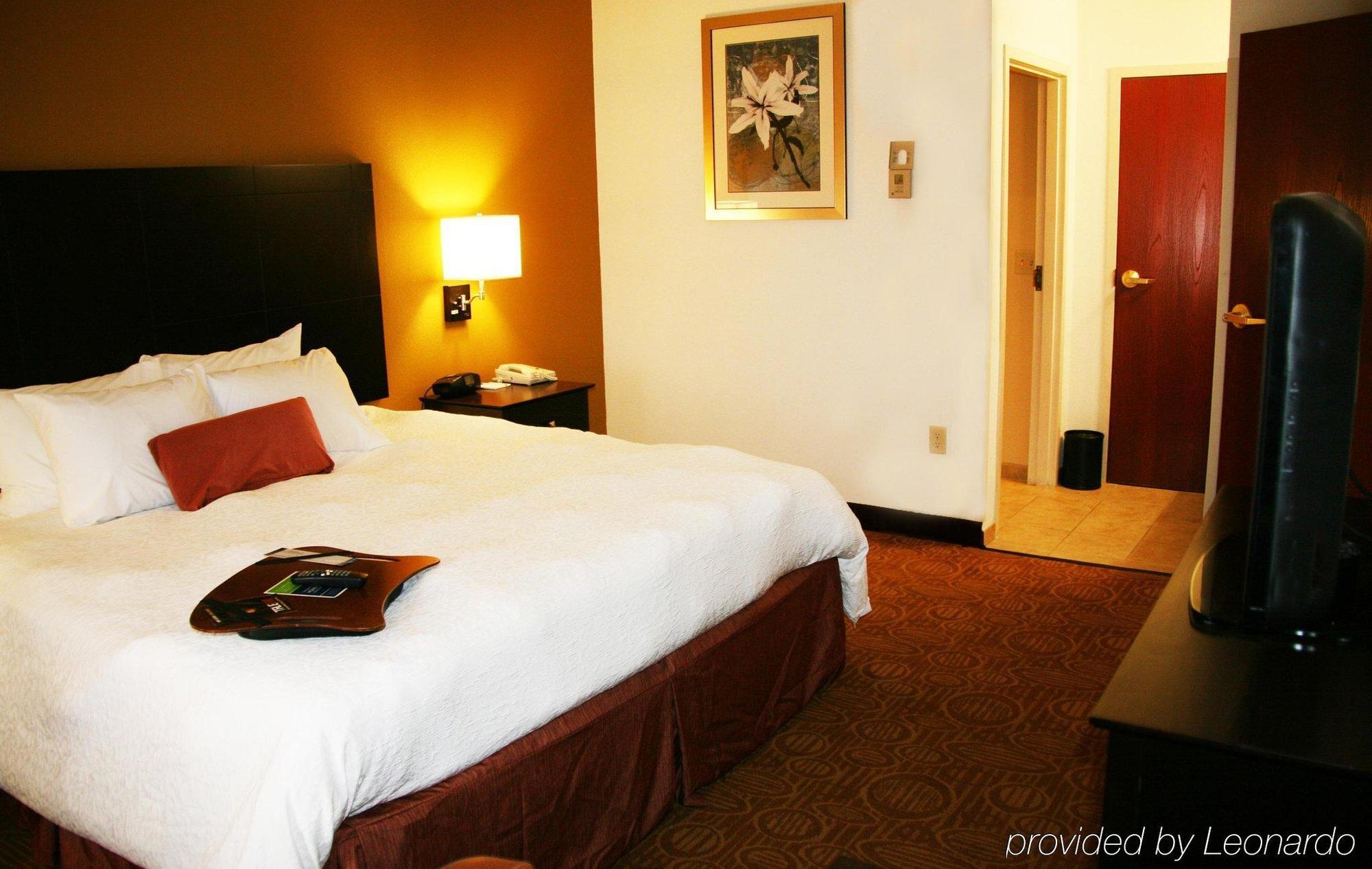 Comfort Inn & Suites Toledo Bagian luar foto