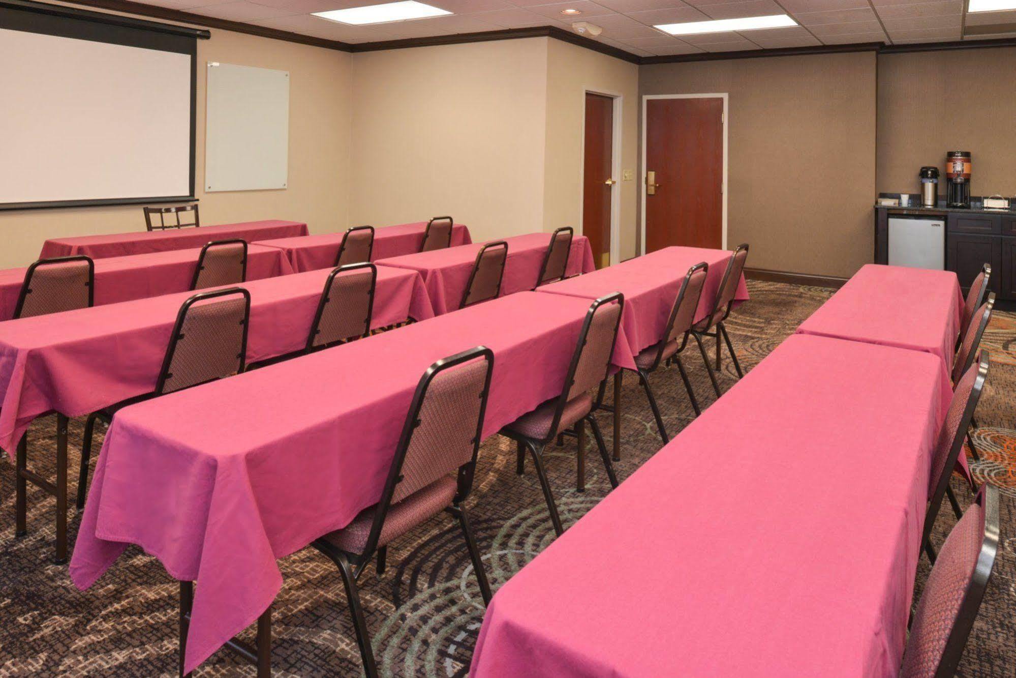 Comfort Inn & Suites Toledo Bagian luar foto